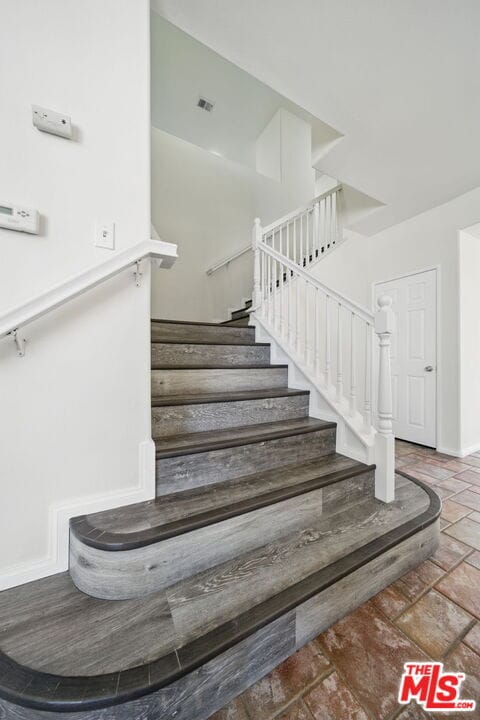 Building Photo - 3702 Las Palmas Ave