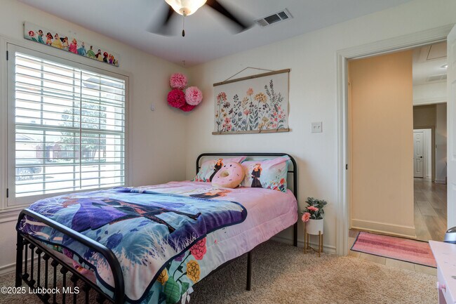 Building Photo - 5512 103rd St