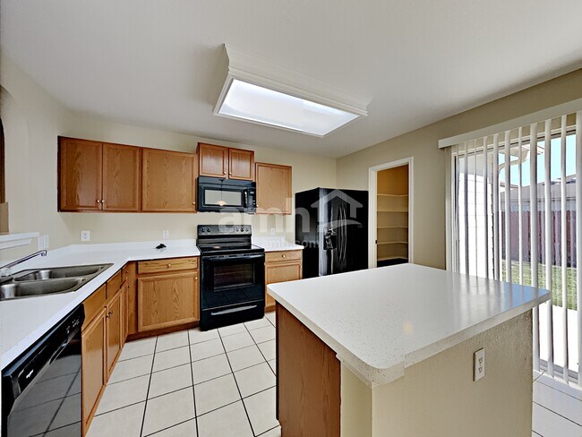 Building Photo - 10124 Del Lago Ct