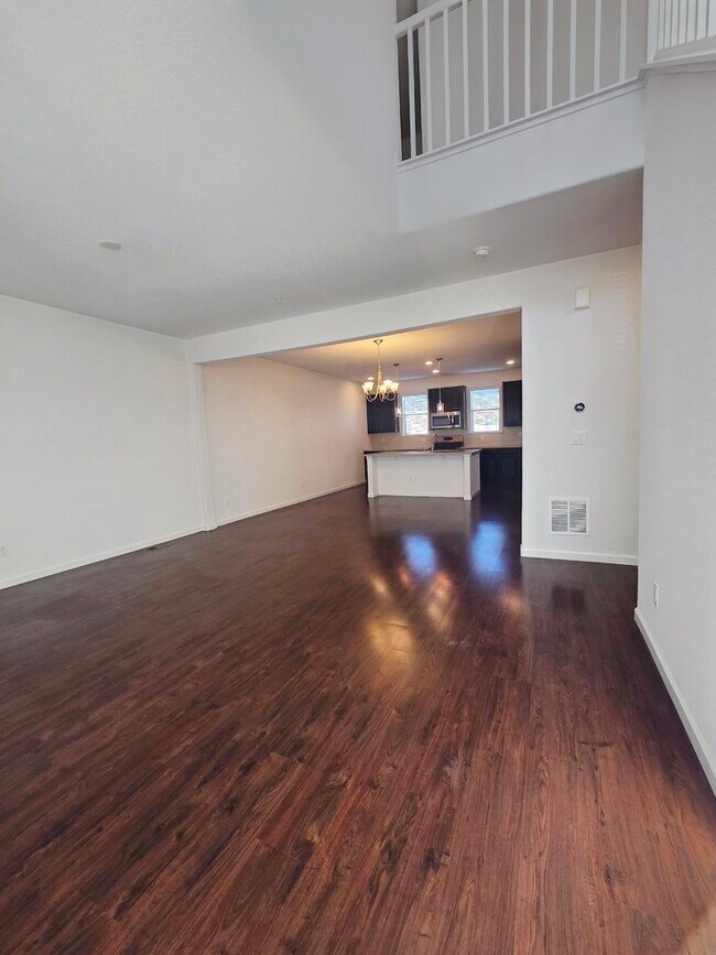 Building Photo - 5435 W 97th Ave