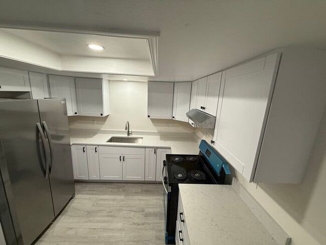 Building Photo - Wonderful 3 Bedroom Duplex in Puyallup!