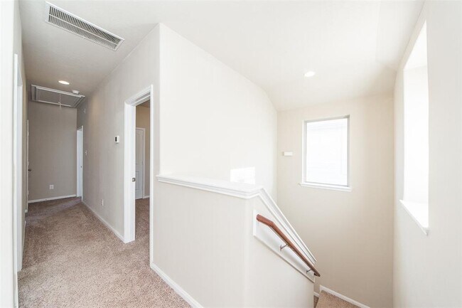 Building Photo - 8130 Heartbrook Field Ln