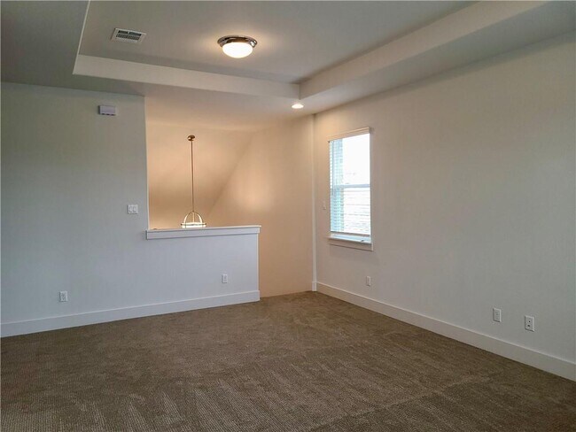 Building Photo - 1265 Summerbrooke Cir