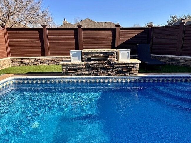 Building Photo - 5205 Greathouse Ave