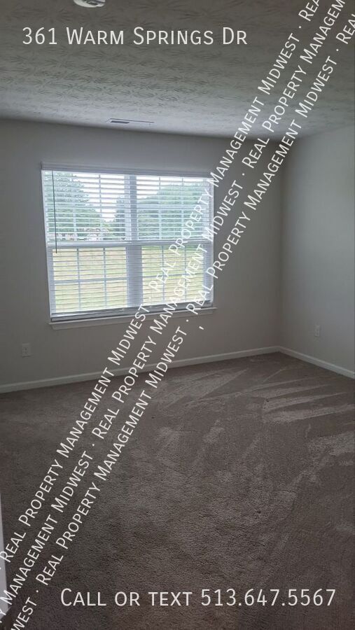 Building Photo - 361 Warm Springs Dr