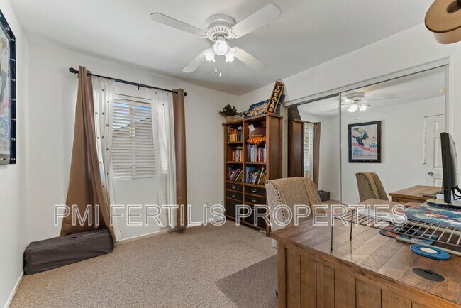 Building Photo - 7215 New Mexico Ct