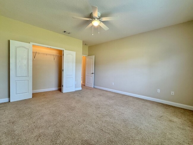 Building Photo - COMING LATE FEBRUARY 2026! (Pet Friendly)