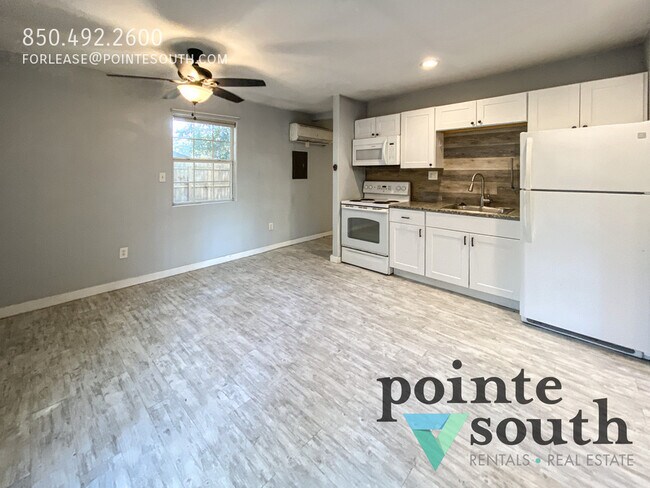 Building Photo - 335 E Canal Dr