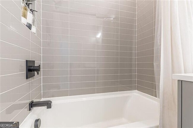 Building Photo - 699 Vidalia Ln