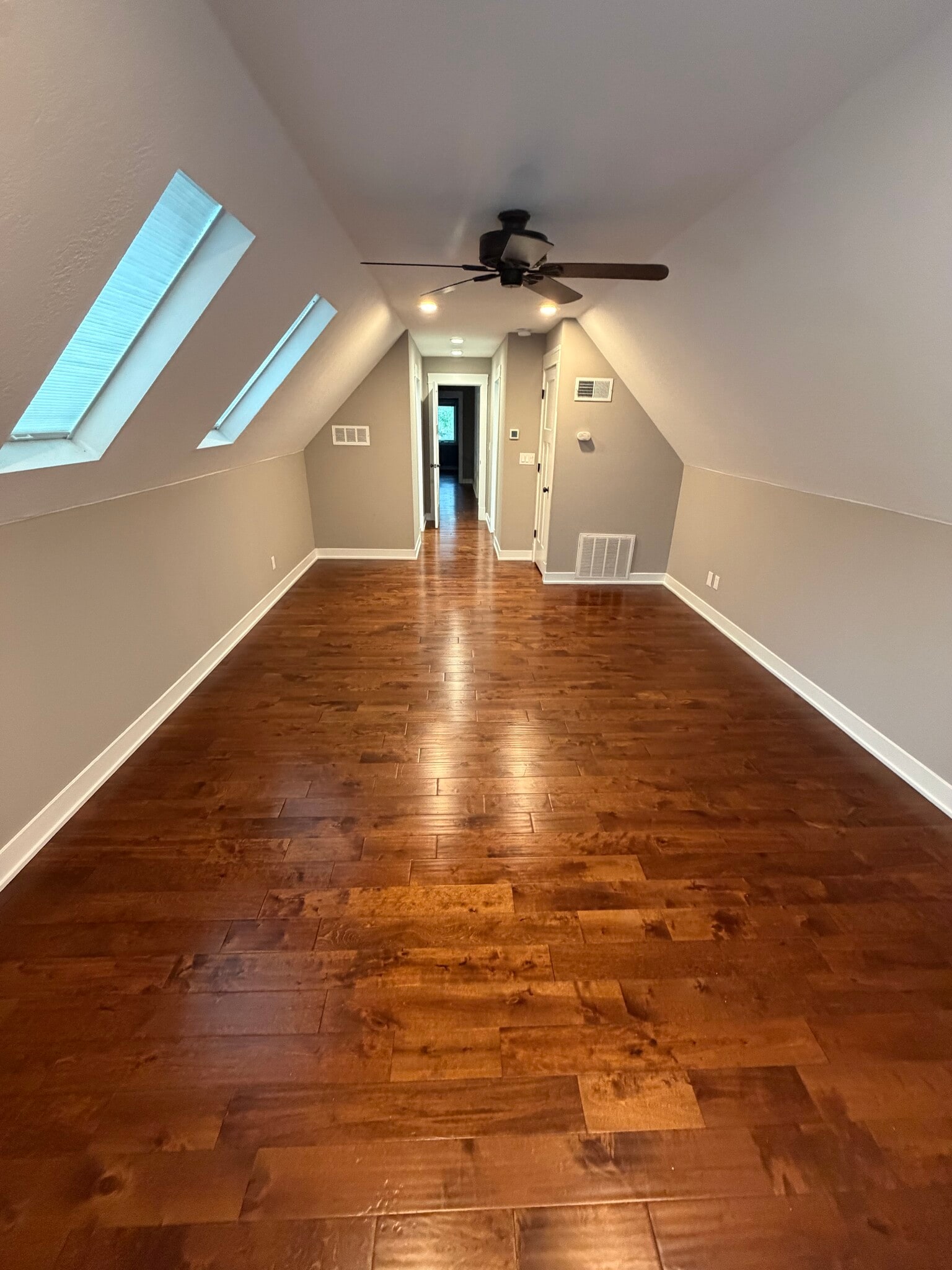 Primary Bedroom - 704 Briarwood Ter