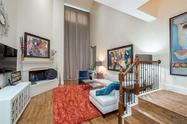 Building Photo - 14745 Stanford Ct