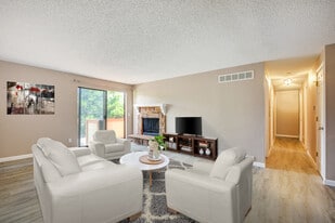 Building Photo - 6505 Kalua Rd