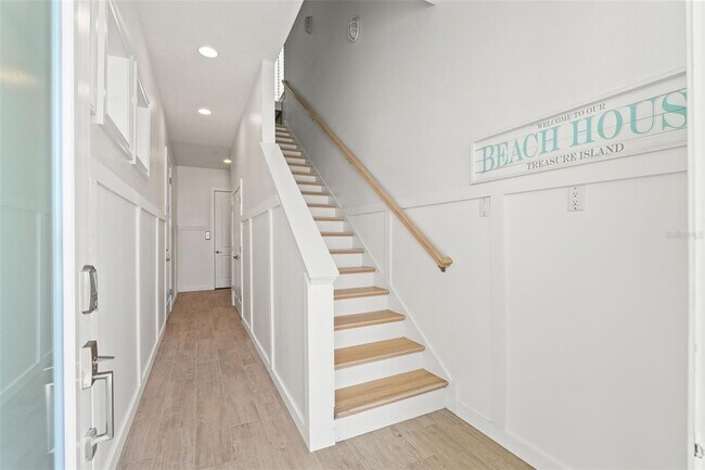 Building Photo - 11715 1st St E