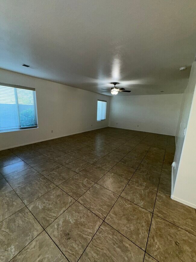 Building Photo - Brand New Home in Gated Community!