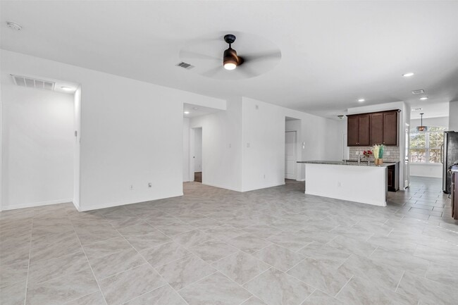 Building Photo - 4439 Aversa Dr