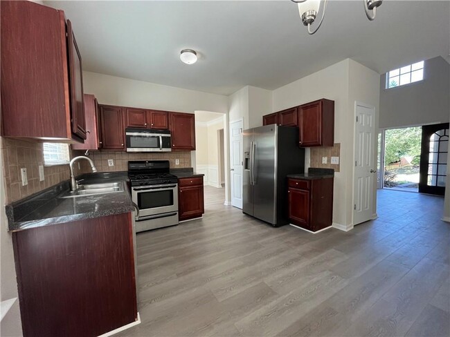 Building Photo - 420 Rockbass Rd