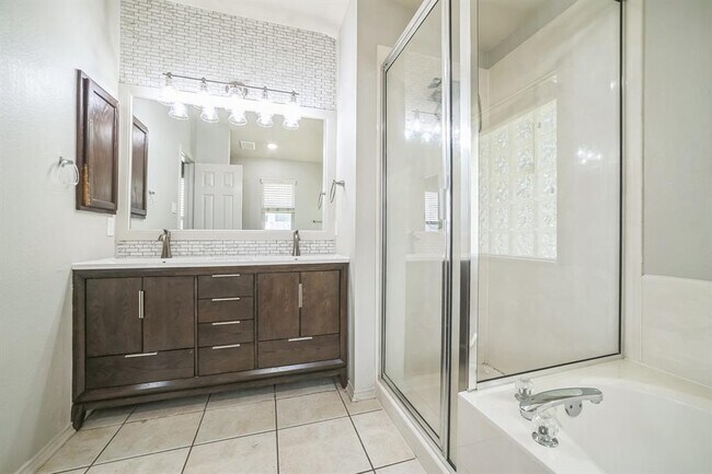 Building Photo - 3630 Spring Canyon Trail