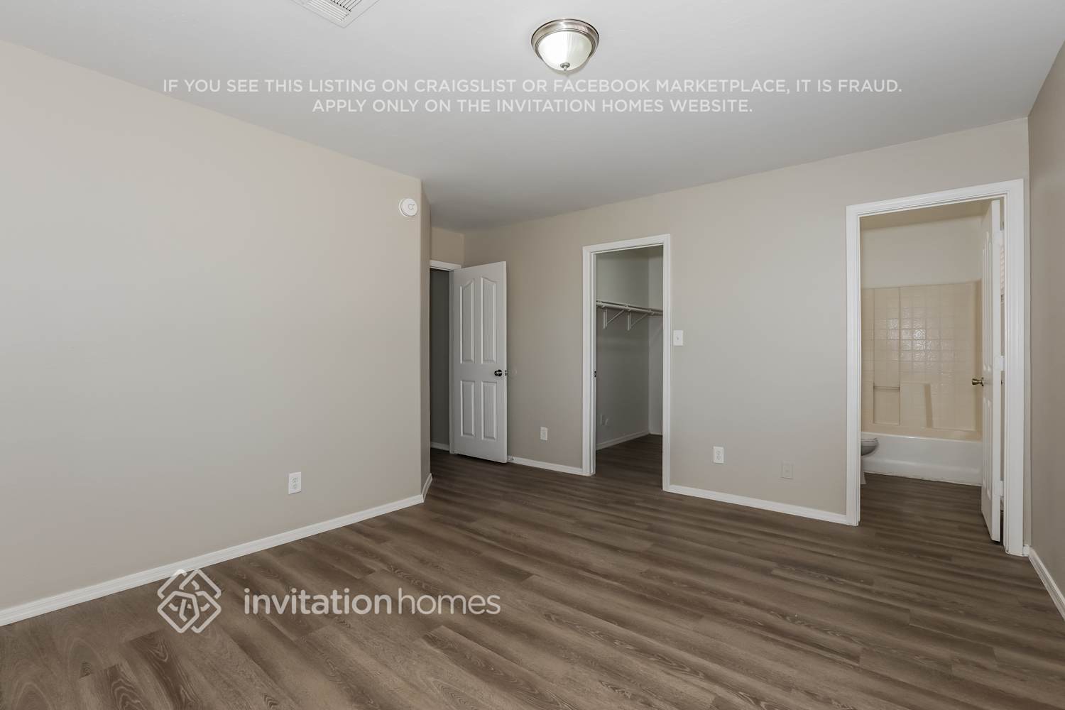 Building Photo - 250 Dakota St