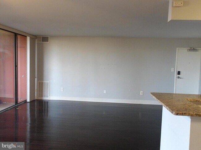 Building Photo - 8 S Van Dorn St