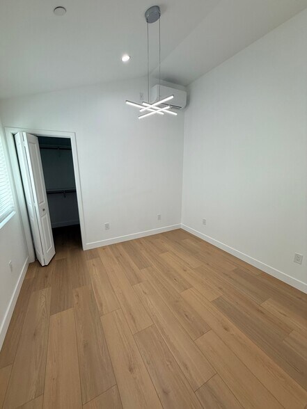 Building Photo - 8531 Orange St