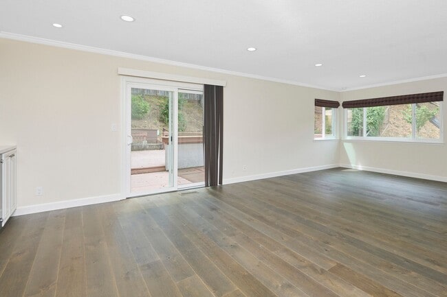 Building Photo - For Rent: Spacious Belmont Home with Upgra...