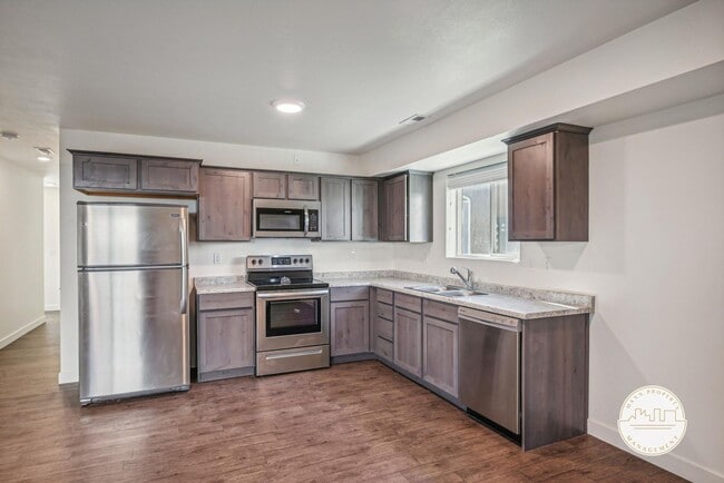 Building Photo - Dublin Farms Townhomes