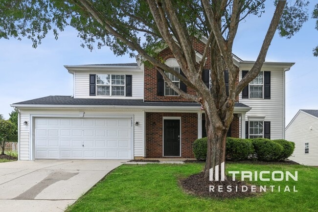 Building Photo - 8605 Appledale Dr