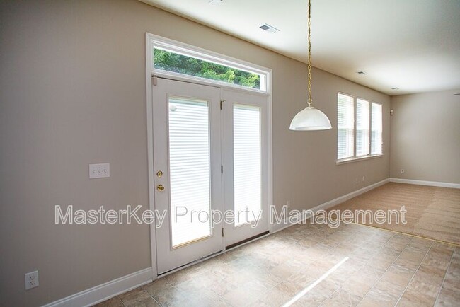 Building Photo - 7144 Great Laurel Dr