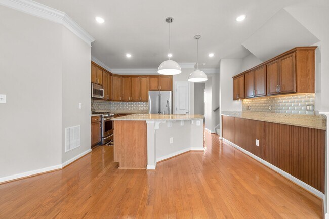 Building Photo - 23460 Twin Falls Ter