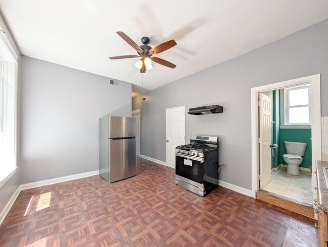 Building Photo - 2323 S Trumbull Ave
