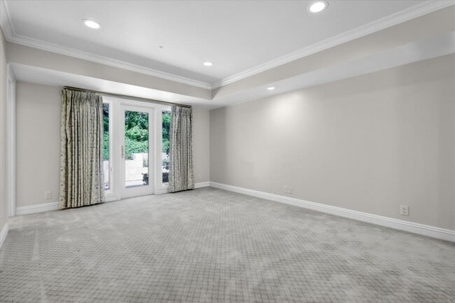 Building Photo - 1070 Granville Dr