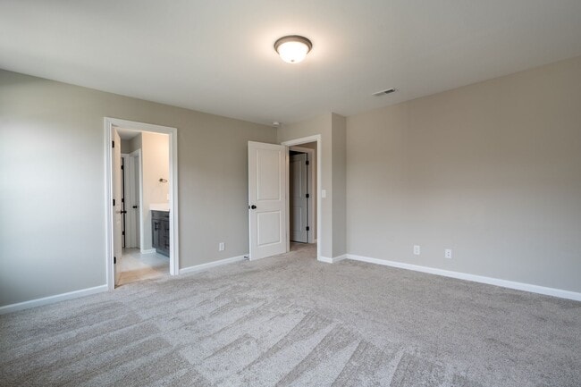 Building Photo - 1325 Shockey Dr