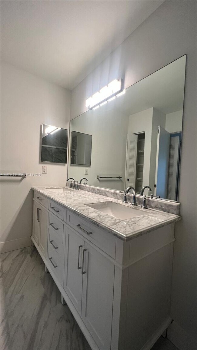 Building Photo - 3300 NE 192 St