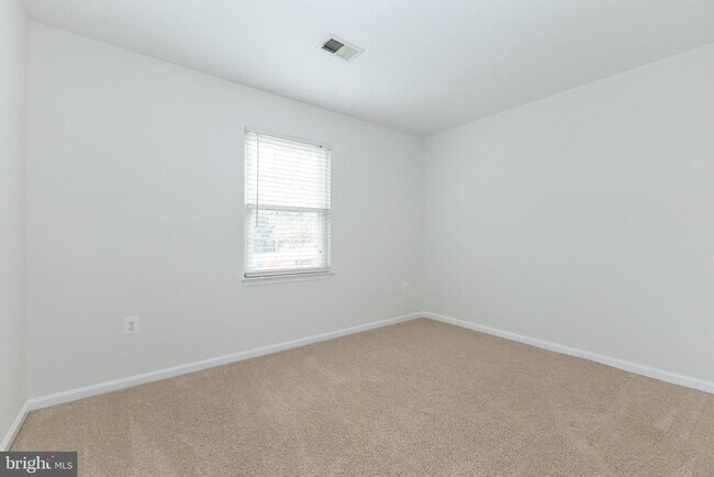 Building Photo - 6751 Jenny Leigh Ct