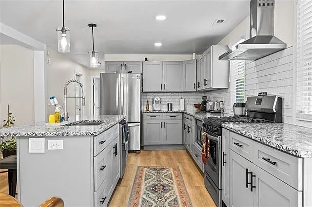 Building Photo - 1407 NE 62nd St