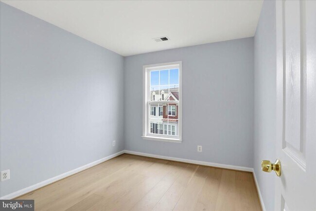 Building Photo - 5307 Granite Step Trail