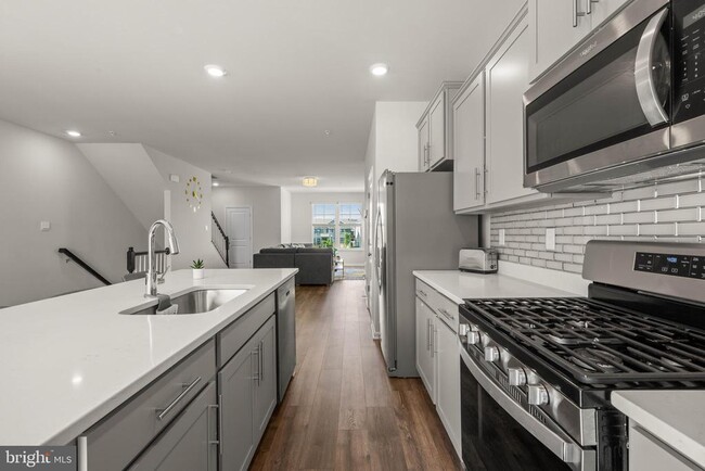 Building Photo - 434 Herringbone Wy