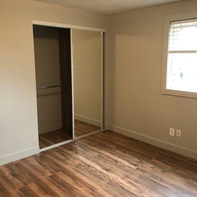 Full length Closet Mirrors - 1715 Franklin St