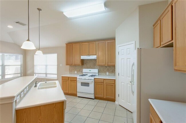 Building Photo - 205 Wigeon Cove