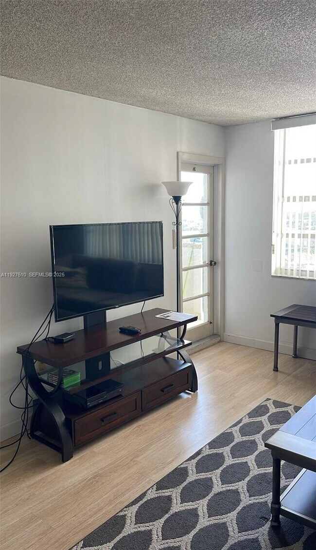 Building Photo - 2750 NE 183rd St