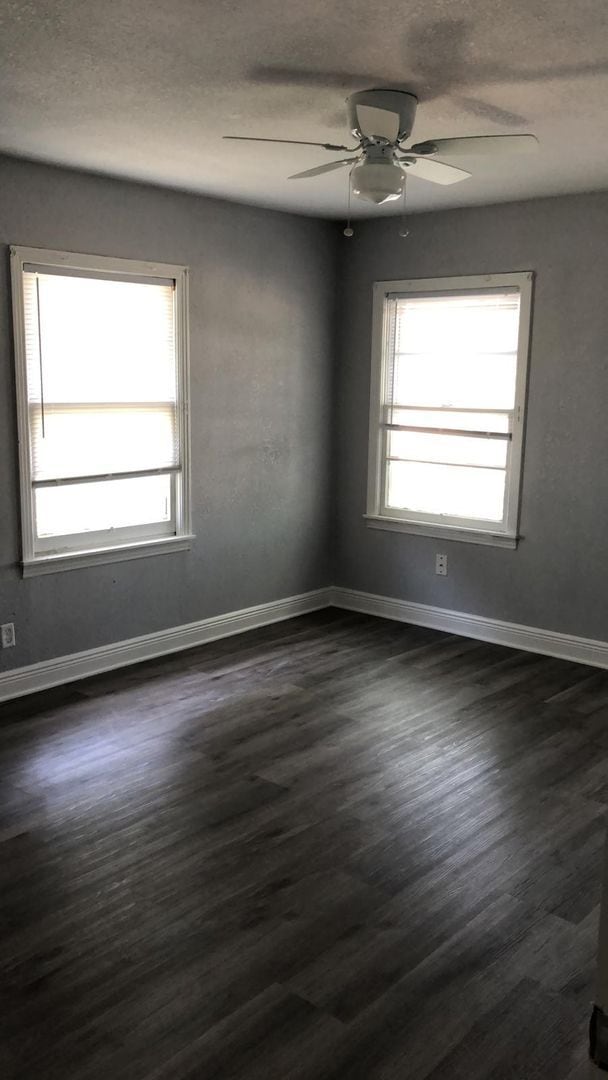 Building Photo - Gorgeous completed renovated Home in Freeport, TX. HABLAMOS ESPAÑOL!