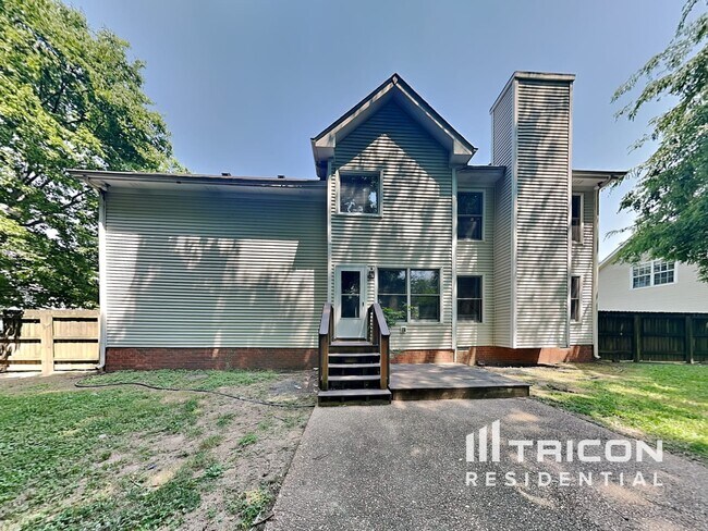Building Photo - 2605 Douglas Ln