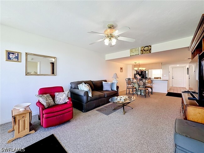 Building Photo - 15171 Cedarwood Ln