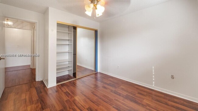 Building Photo - 14251 SW 107th Terrace