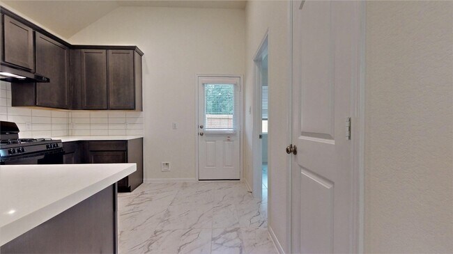 Building Photo - 10434 Astor Pt Trl