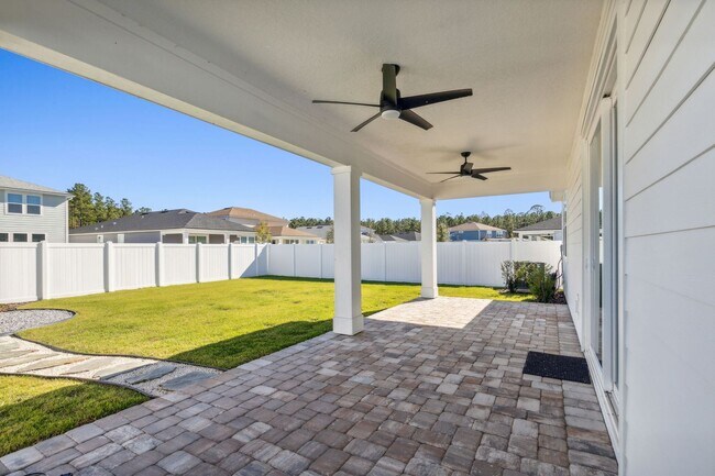 Building Photo - Newer Construction! Tons of Amenities! Wildlight Community!