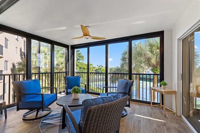 Building Photo - 275 Palm Ave