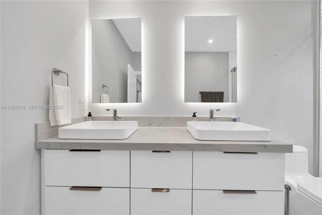 Building Photo - 11448 SW 151st Path