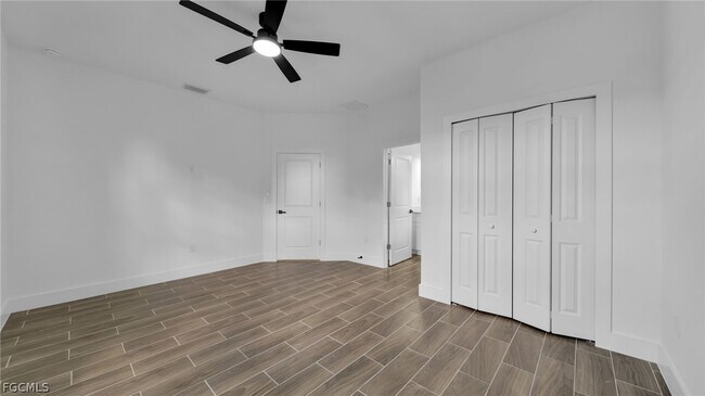 Building Photo - 328 Gordon Ave S