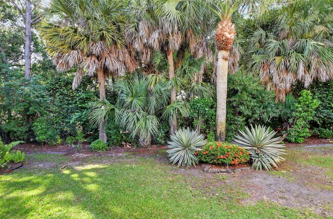 Building Photo - 8403 Siciliano St